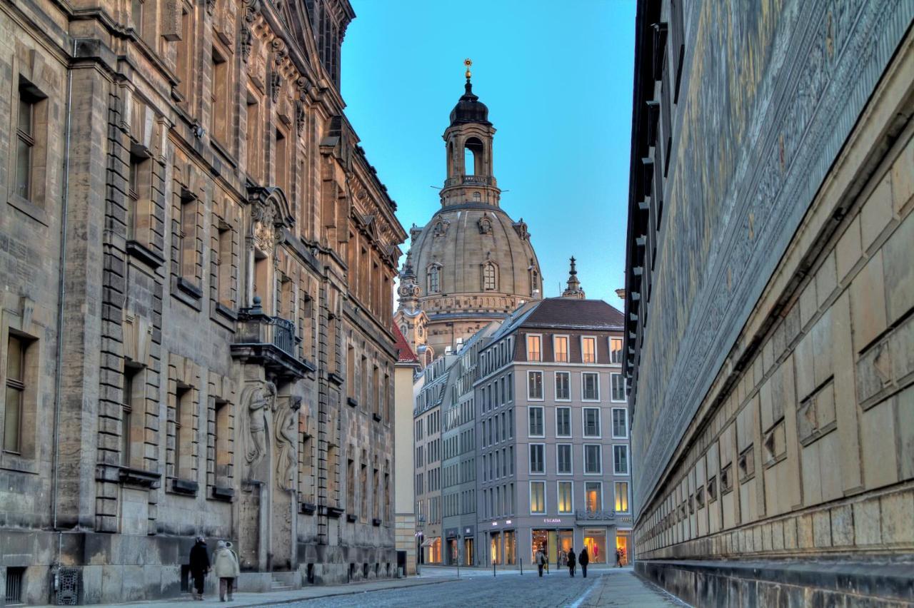 Gaestezimmer In Dresden Mit Dach-Terrasse, Wohnbereich Und Kueche Apartment Exterior photo